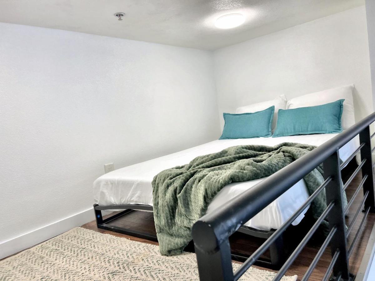 Old West Studio Lofts West Tampa Eksteriør bilde
