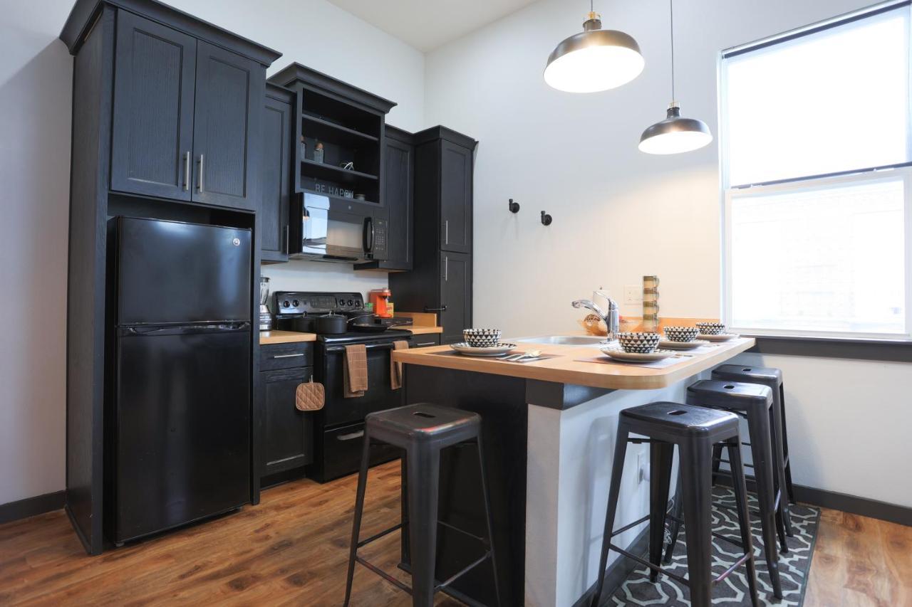 Old West Studio Lofts West Tampa Eksteriør bilde