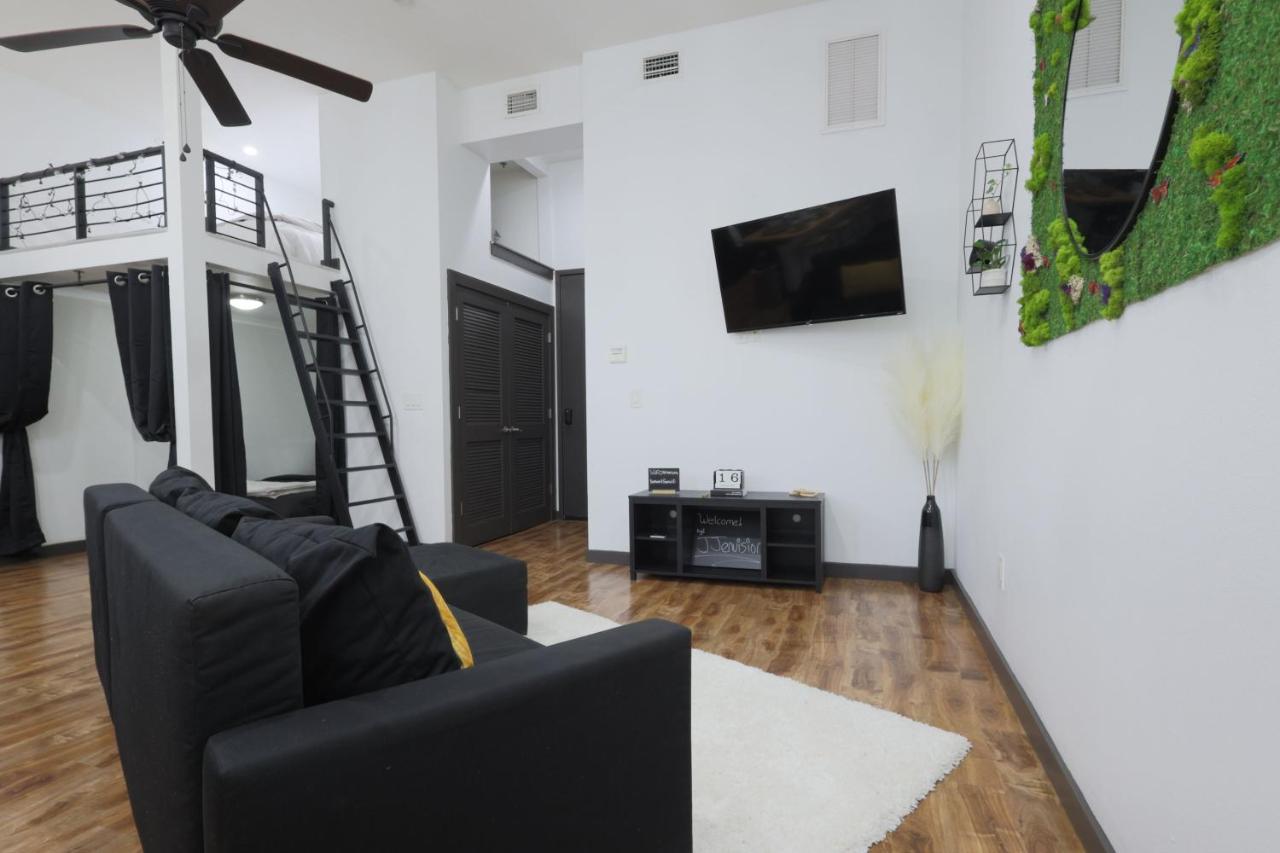 Old West Studio Lofts West Tampa Eksteriør bilde