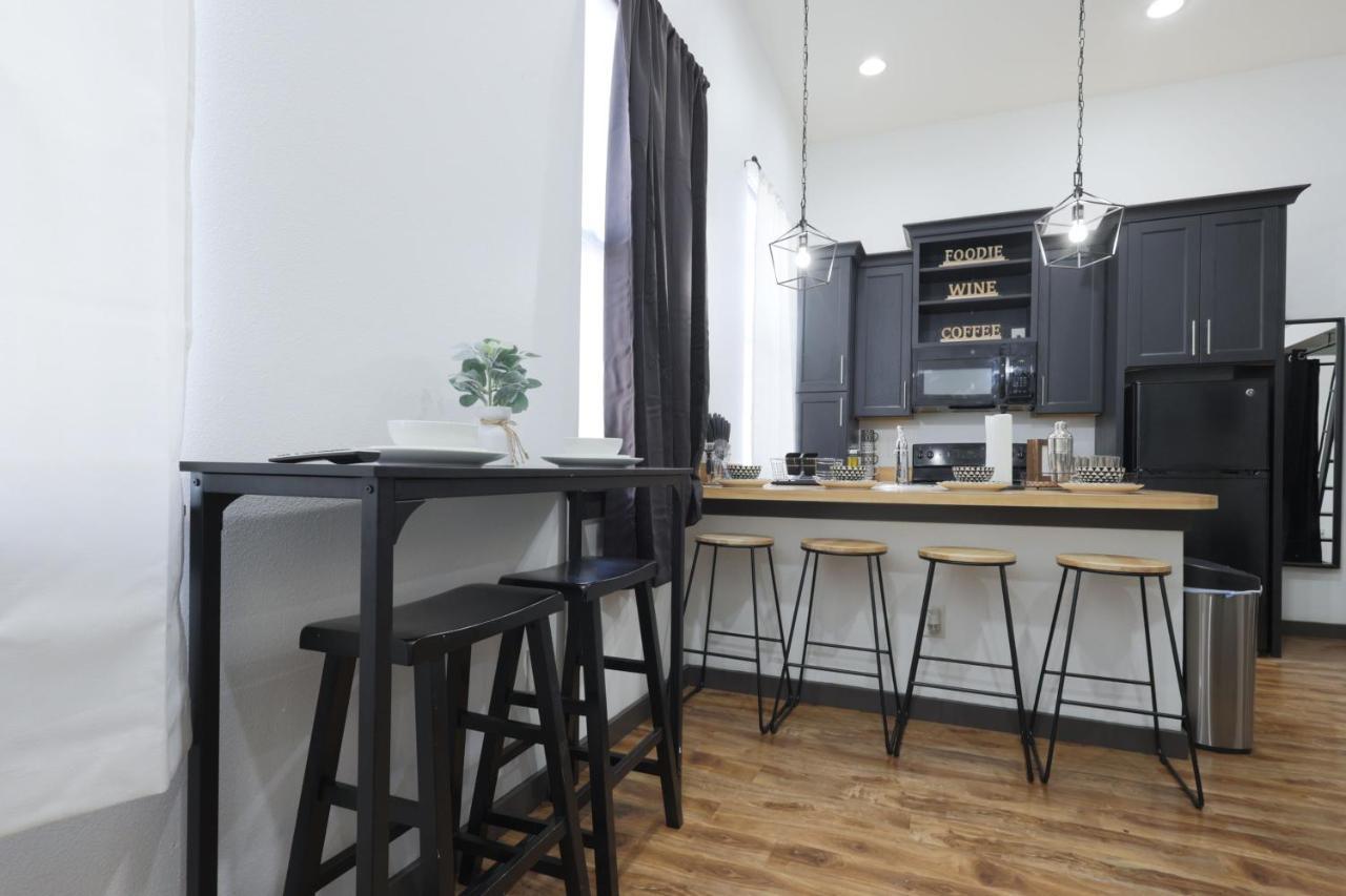 Old West Studio Lofts West Tampa Eksteriør bilde