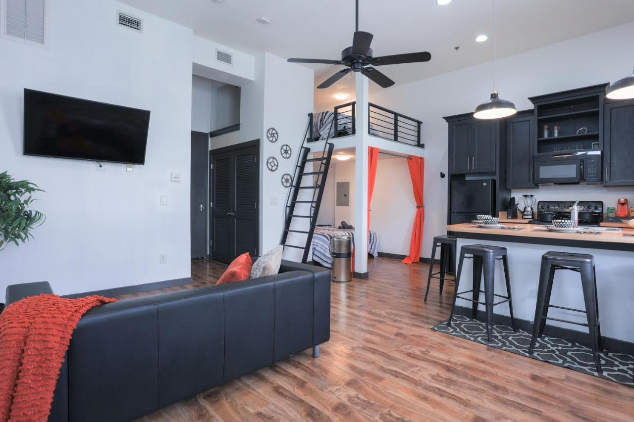 Old West Studio Lofts West Tampa Eksteriør bilde